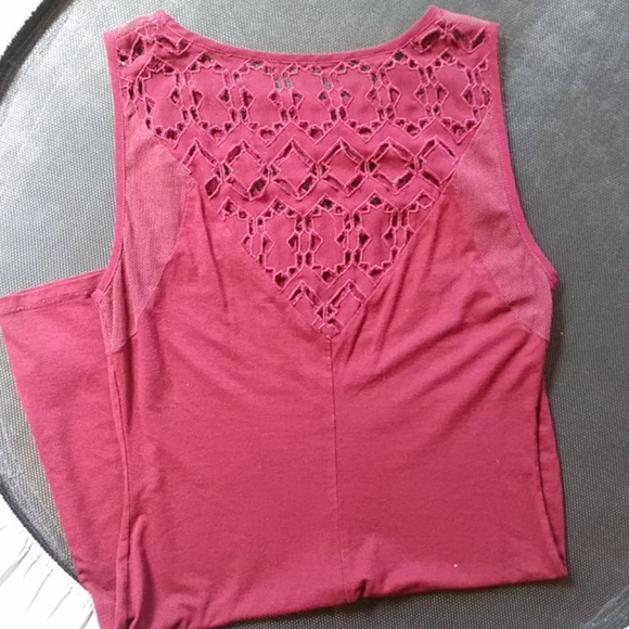 Dress with mesh pannels - Picture 3 of 4